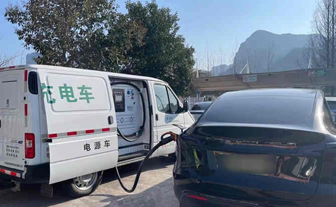 萨尔图区汽车搭电